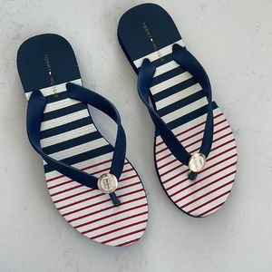 Women’s size 8 Tommy Hilfiger flip-flops